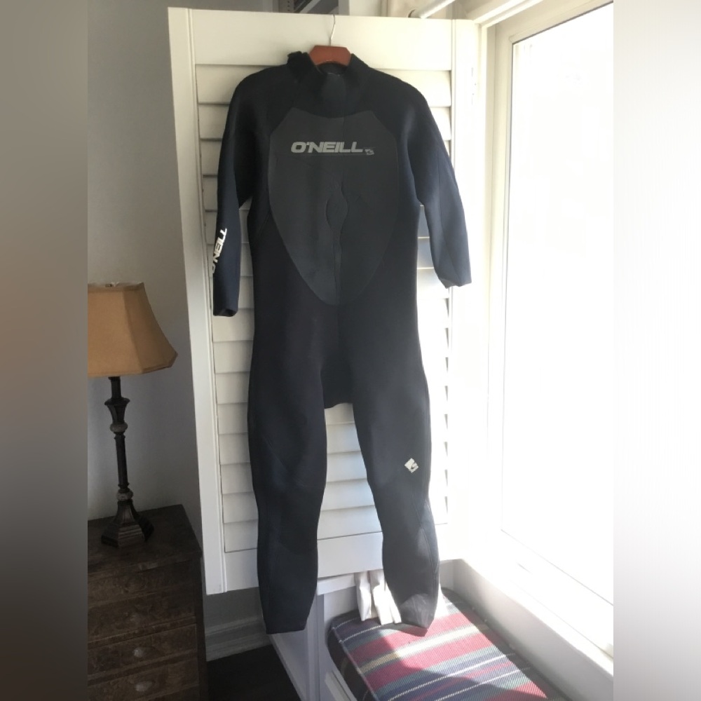 O'Neill Wetsuit - Picture 2 of 10